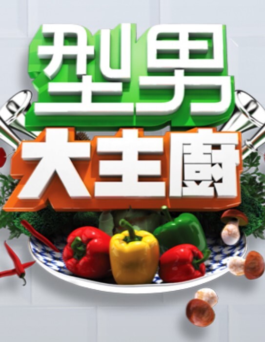 【黑料泄密】反差露脸骚女，换上情趣衣秒变小母狗，卖力吹箫，口爆一滴不剩全射嘴里 - 美丝美腿